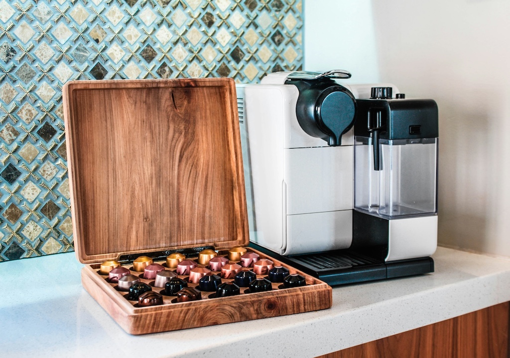Best Nespresso Coffee Makers Buying Guide 2025