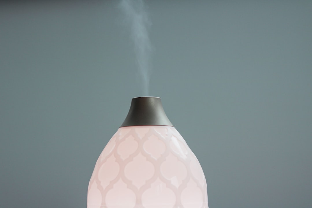 Best Portable Essential Oil Diffusers for Travel Aromatherapy in 2025